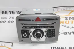 Магнітола (радіо, навігація, HDD, Bluetooth, ESB)