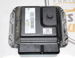 Блок управління двигуном 1.7 CDTI 55577647