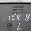Заглушка заднього сидіння (ліва) 13285323