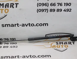 Амортизатор кришки багажника 13258179