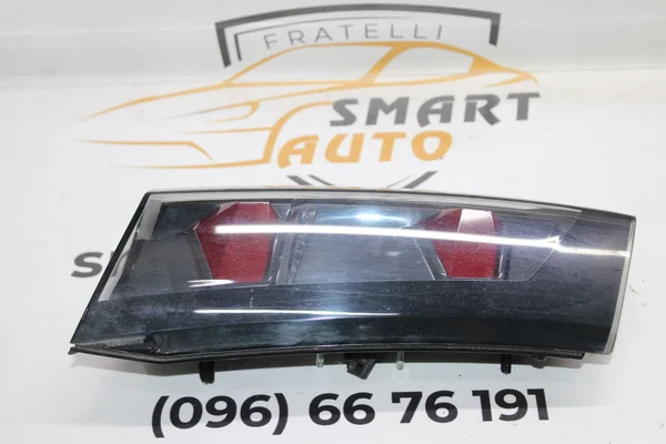 Стоп (ліхтар) задній правий FR26950232
