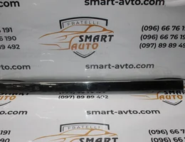 Молдинг передньої лівої дверки хромований 9806391777