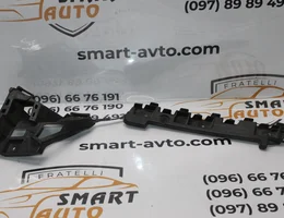 Кронштейн (направляюча) заднього бампера правий (до-рестайлінг) 13266755