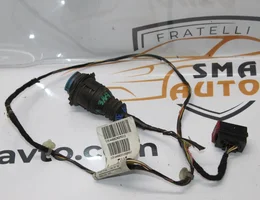 Проводка задньої лівої дверки 13144682