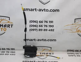 Замок задньої лівої дверки 9810309980
