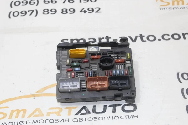 Блок запобіжників BSM R04 9664706180