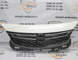 Решітка радіатора 13499384