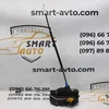 Замок передньої правої дверки 13578269