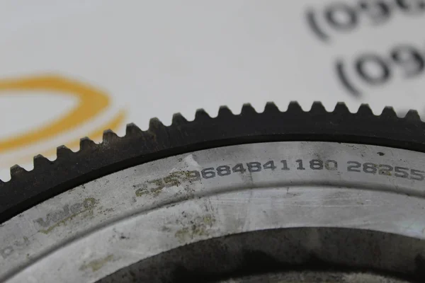 Зчеплення (демпфер) в зборі 1.6 HDi 8V E5 9684841380
