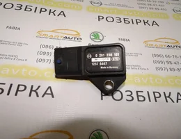 Датчик тиску у впускному колекторі 1.0, 1.2 16V, 1.4 16V 0261230101