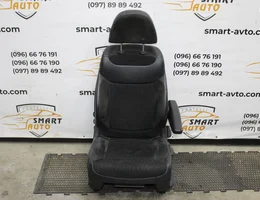 Сидіння переднє праве (пасажирське) комбінована шкіра