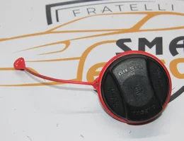 Кришка бензобака (дизель) 13228891