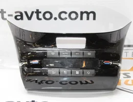 Блок управління пічкою/ кондиціонером 96722471XU