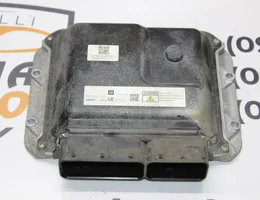 Блок управління двигуном 1.7 CDTI 55590118