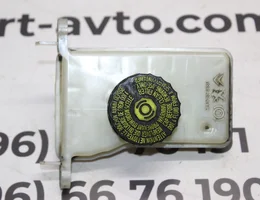 Бачок гальмівної рідини 9807651580