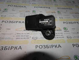 Датчик тиску у впускному колекторі 1.0, 1.2 16V, 1.4 16V 0281002456