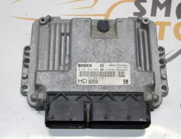Блок управління двигуном 1.9 CDTI 55566279