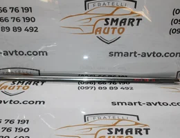 Молдинг скла задньої лівої дверки (хромований) 13260071