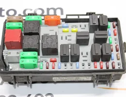 Блок запобіжників BSI 13217392