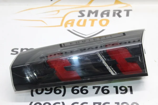 Стоп (ліхтар) задній правий FR26950232
