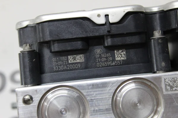 Блок управління ABS 9842610780