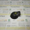 Кожух гайки кріплення двірника, правий 181902V002