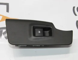 Кнопка склопідіймача задня права 13266108