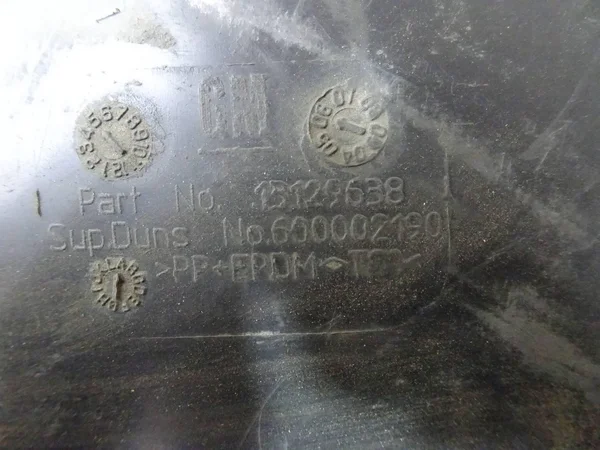 Підкрильник правий зад 13129638