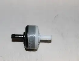 Клапан вентиляції картерних газів 2.0 Turbo