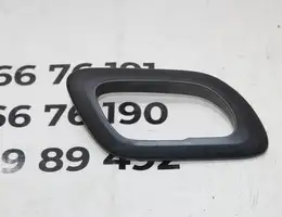 Накладка внутрішньої ручки відкривання дверей права
